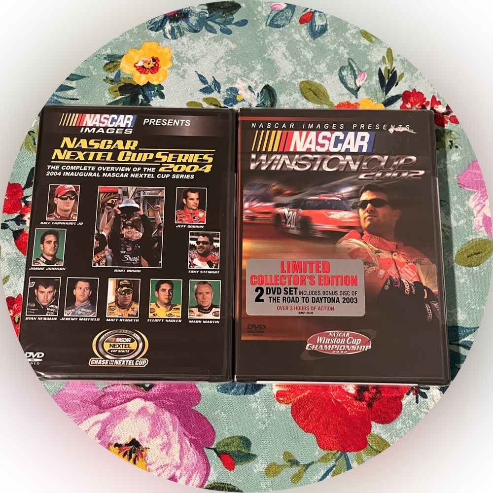 2002/2004 🌸 New Vintage NASCAR DVD’s - Set of 2
